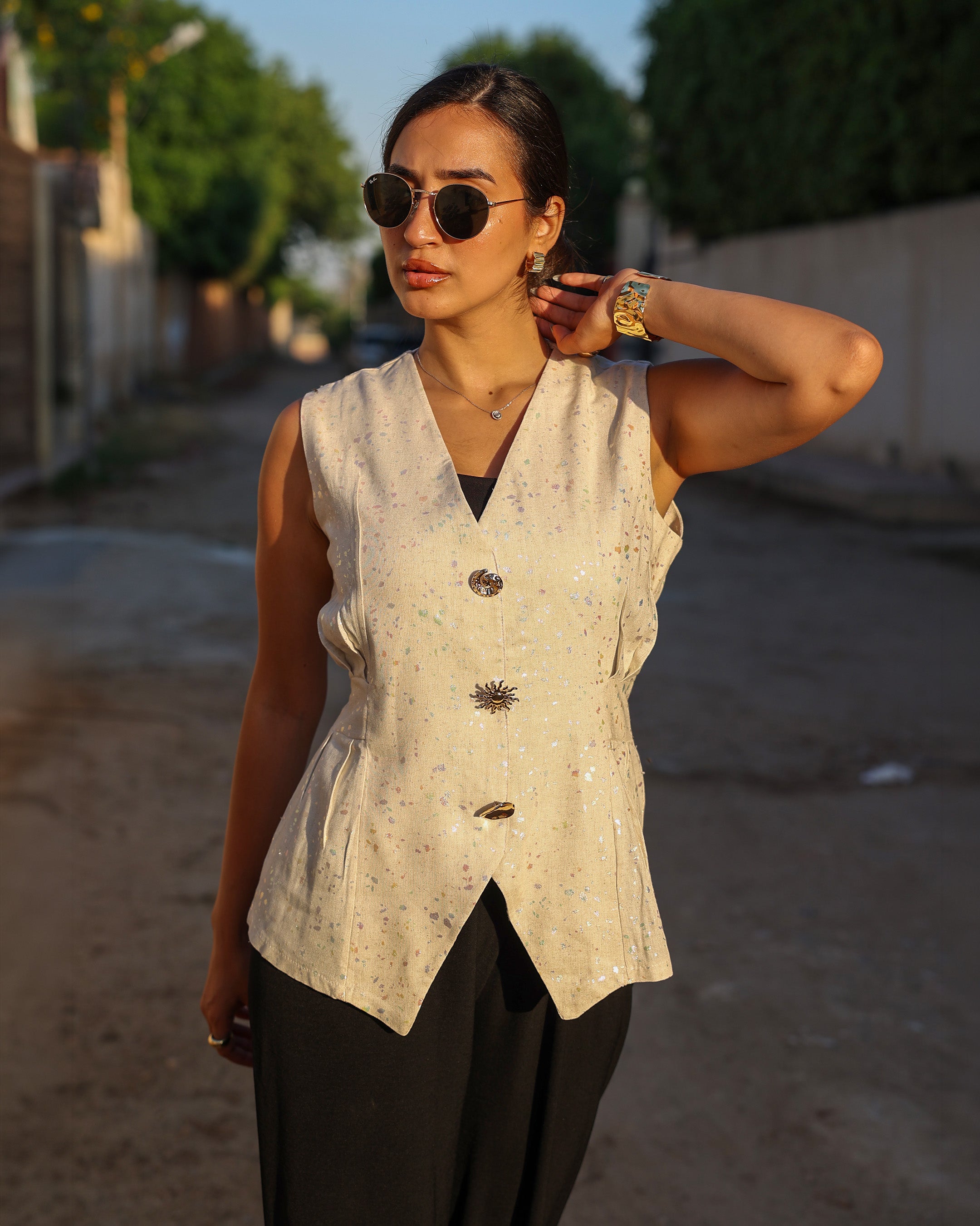 Marble vest